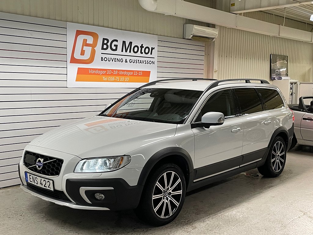 Volvo XC70 D4 181HK AWD Aut Summum Drag/Värmare/Keyless