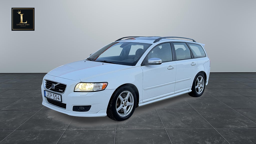 Volvo V50 2.0 D Powershift Momentum, R-Design