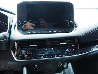 SUV Nissan Qashqai 21 av 23