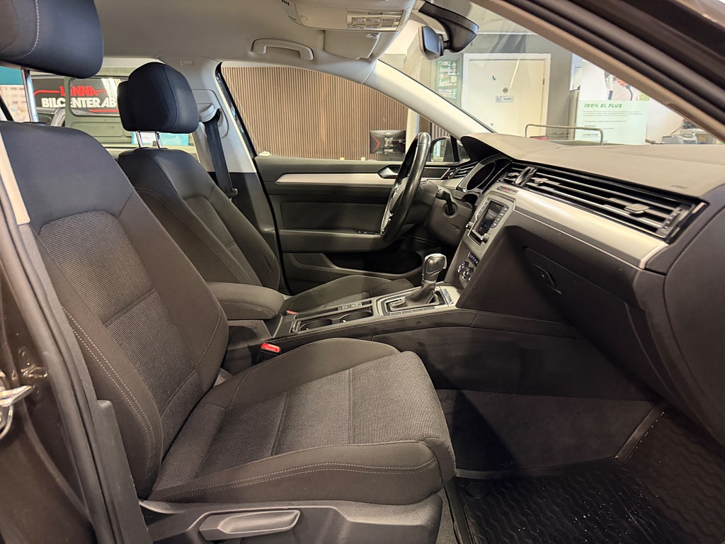 Volkswagen Passat 2016 - miniatyr 19
