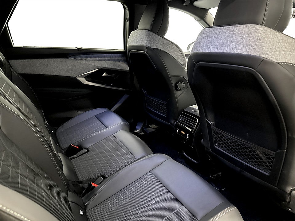 Bild på Peugeot 5008 GT Hybrid 145hk Aut 7-SITS B-KAMERA CARPLAY