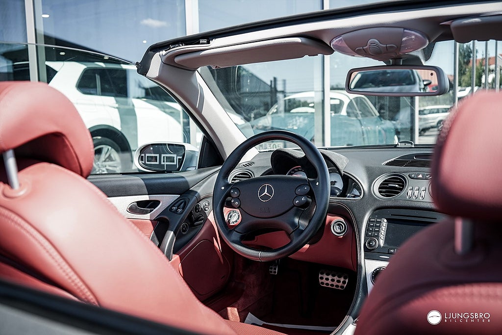 Mercedes-Benz SL 2005 - miniatyr 18