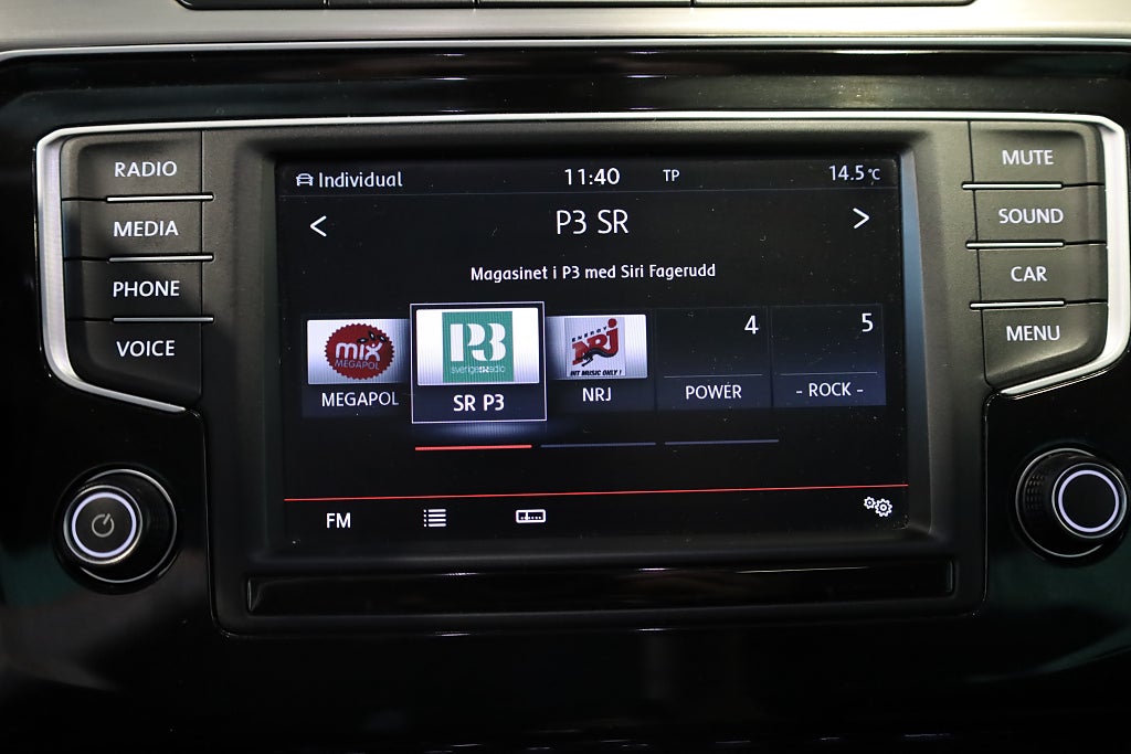 Volkswagen Passat Sportscombi 2.0 TDI AUT 4M Pano Drag Värmare Kamera 2016