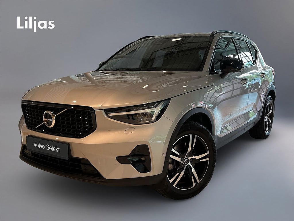 Volvo XC40 B3 FWD Bensin Plus Dark//360-Kamera//Drag//