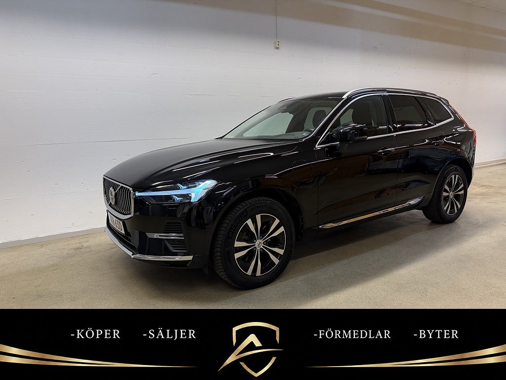 Volvo XC60 Recharge T6 Core Edition Dragkrok/Panorama/Backkamera