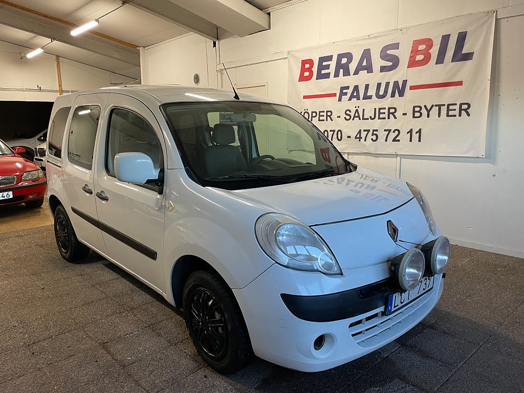 Renault Kangoo Express Passenger 1.5 dCi/Dragkrok/Ny servat
