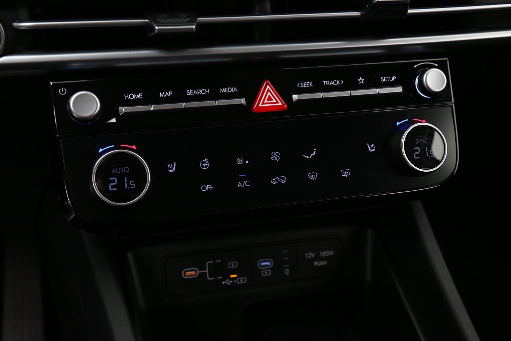 Hyundai Tucson *Essential MHEV 1.6 T-GDI Automat Navi Kamera 2025