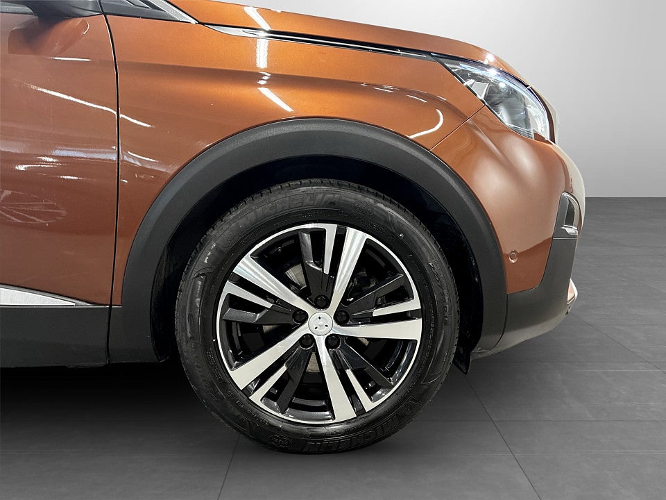 Bild på Peugeot 3008 Allure 1.2 PT 130hk Aut P-SENSORER 