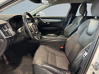 Volvo V90 D3 Aut Drag Fullservad Psens Keyless S&V Värmare