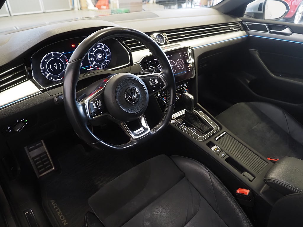 Volkswagen Arteon TDI 190hk 4M R-Line |Pano|Dynaudio|Cockipit|Coils