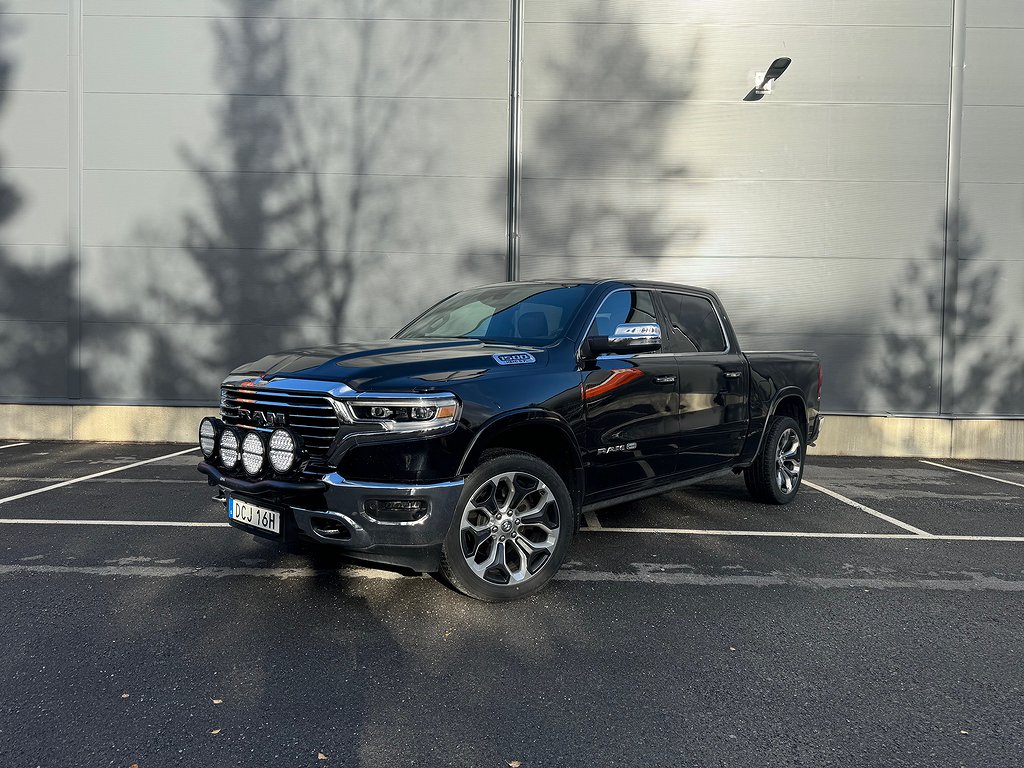 Dodge Ram 1500 Laramie Crew Cab Longhorn Edition 