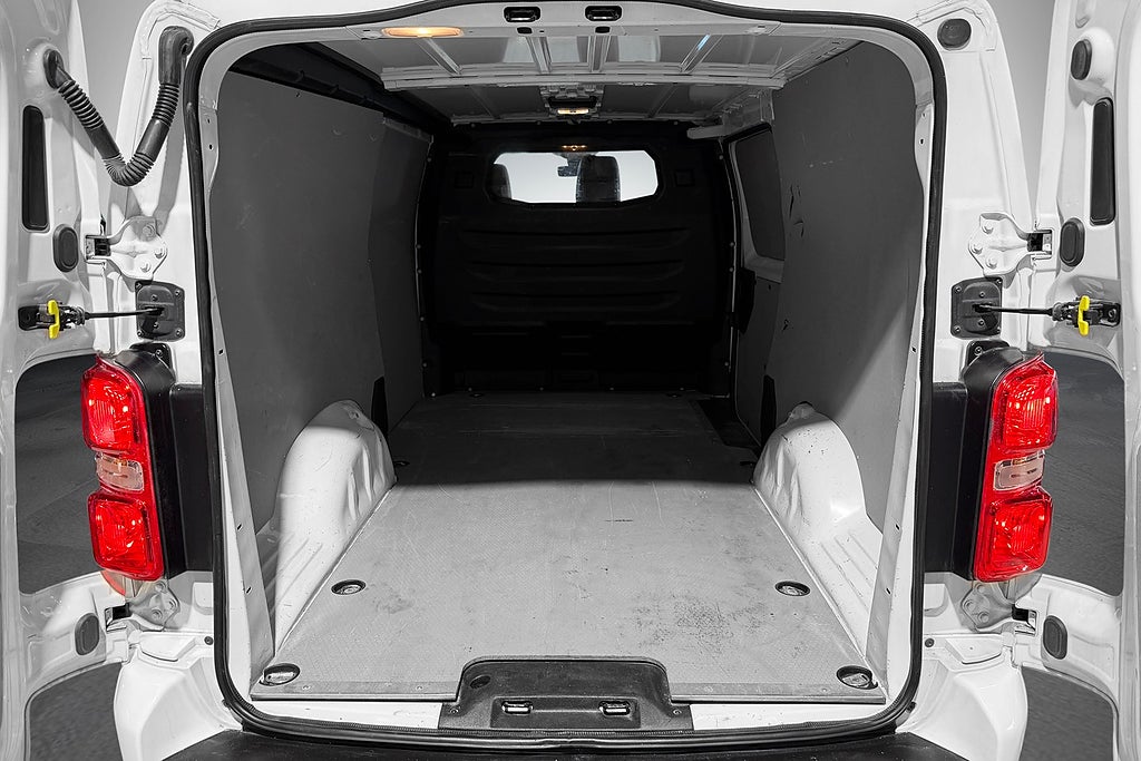 Opel Vivaro IP 2.0 | L3 | Värmare | Kamera | Moms | Automat 2021