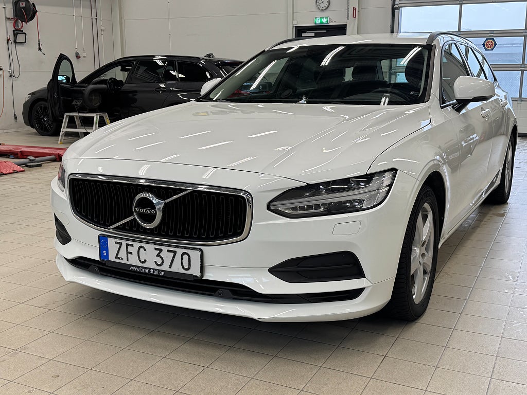Volvo V90 D3 AWD Geartronic Värmare Adaptiv Navigation 
