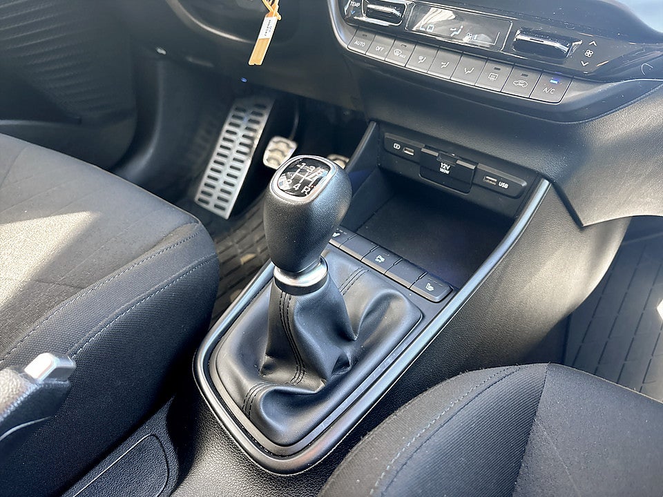 Bild på Hyundai Bayon Essential 1.2 MPi 84hk BACKKAMERA