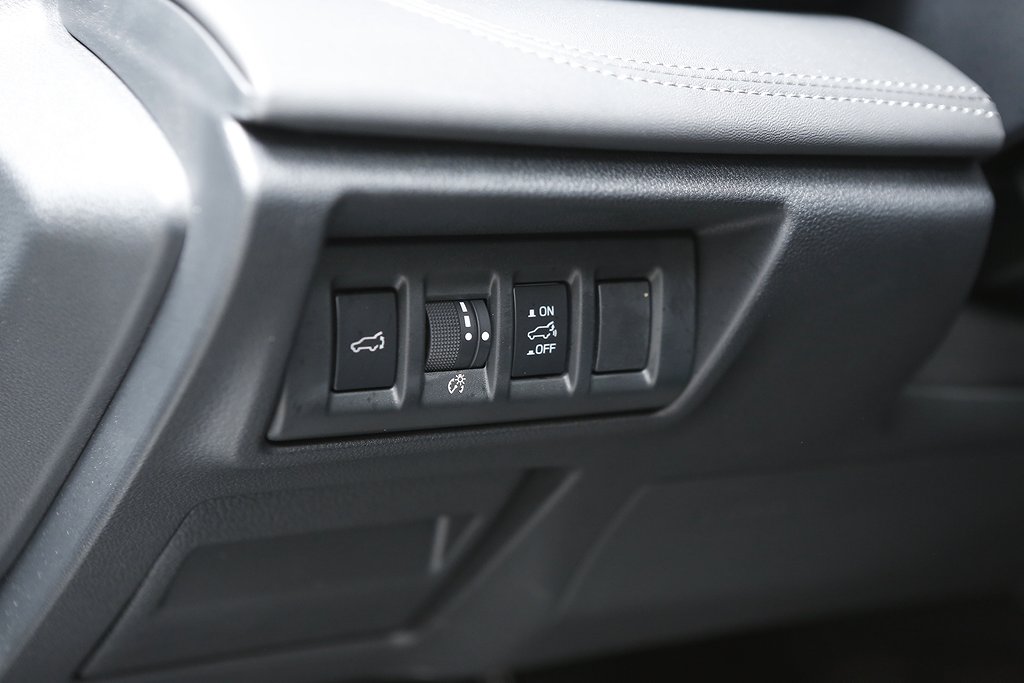 Subaru Outback 4WD Limited X-fuel + Låg Skatt +Serviceavtal 2024