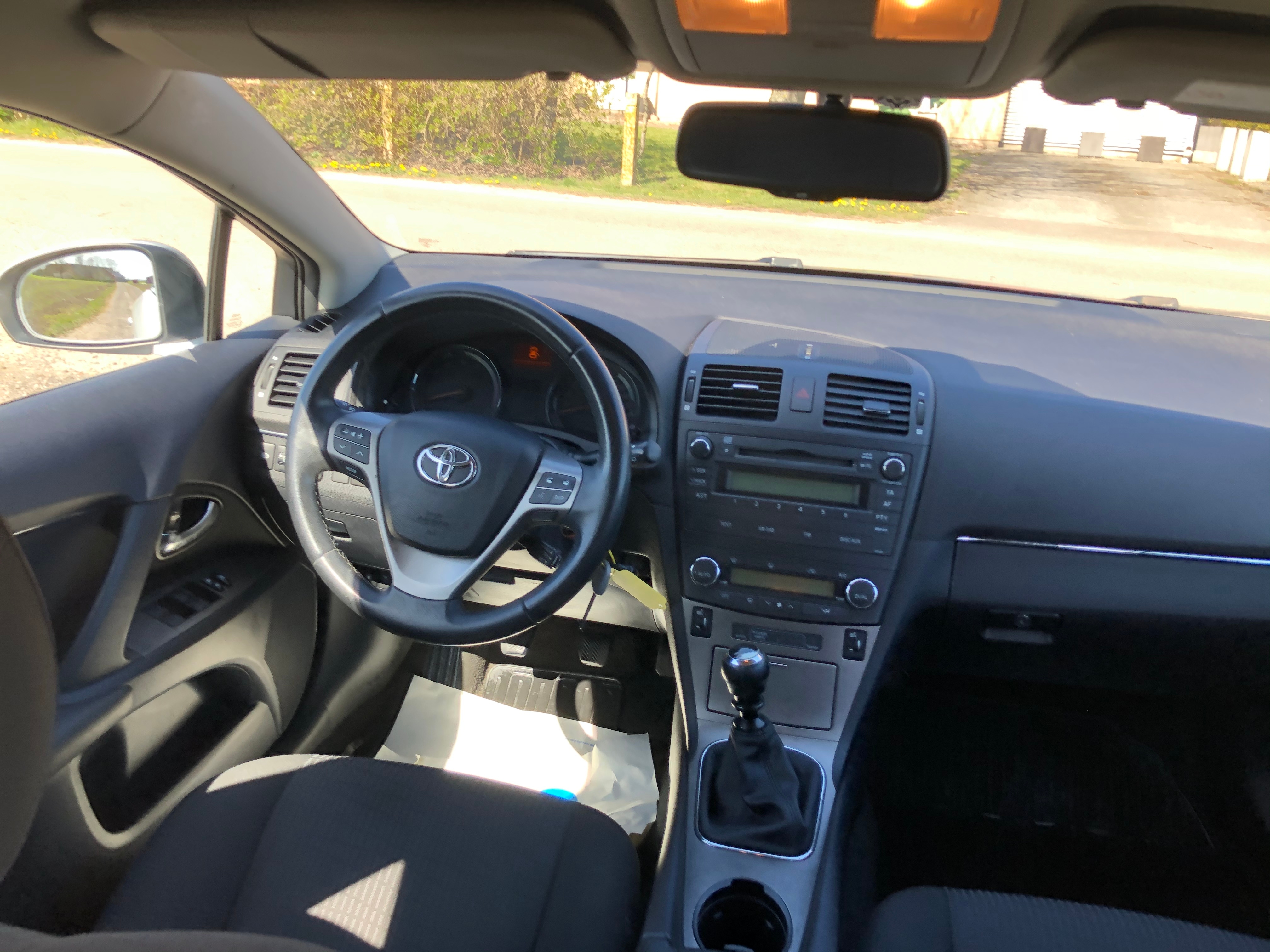 Toyota Avensis 2,0 Kombi 152hk Dragkrok 2010, bild 7/44