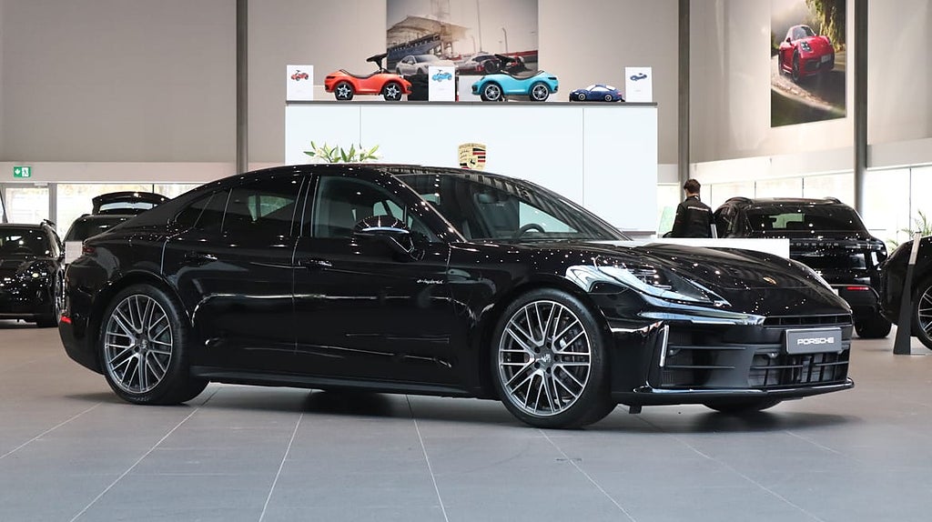 Porsche Panamera 4 E-Hybrid