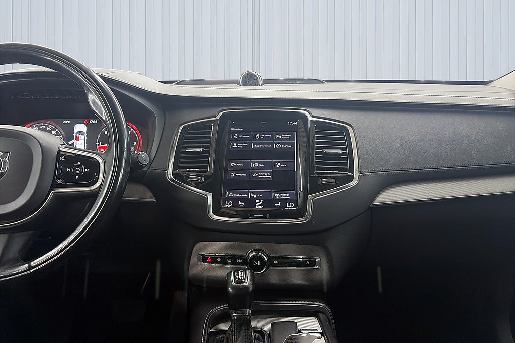 Volvo XC90 2016