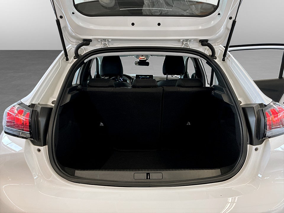 Bild på Peugeot E-208 Active 50kWh 136hk Aut CARPLAY BACKSENSORER