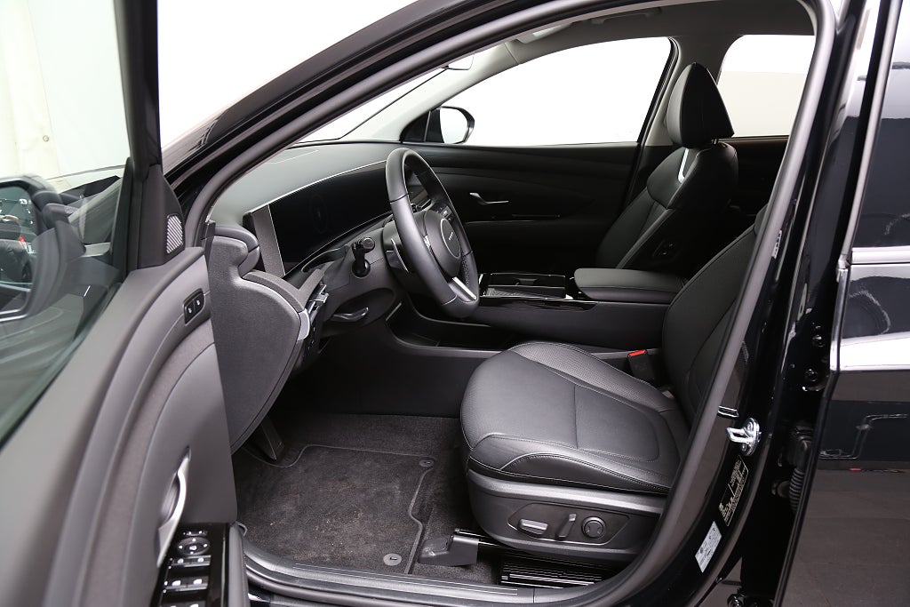 Hyundai Tucson Plug-in hybrid 4WD Advanced | HUD Kamera Navi fd. demo 2025