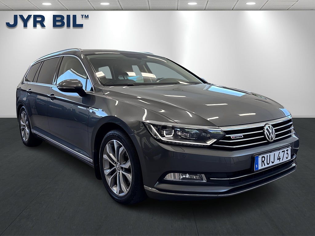 Volkswagen Passat Sportscombi 2.0 TDI 4Motion GT / Drag / D-värm / Kamera