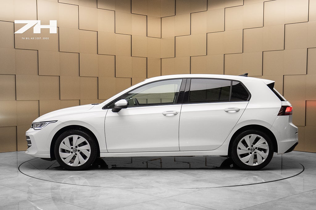 Volkswagen Golf 1.5 eTSI 150hk Life / DSG / Kamera / Farthållare