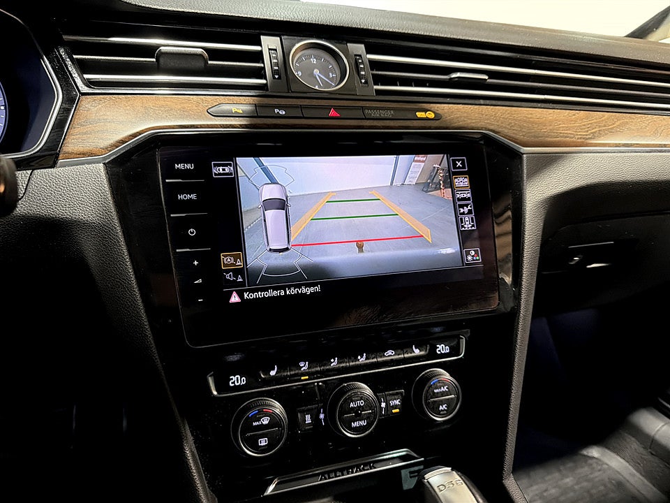 Bild på Volkswagen Passat Alltrack 2.0 TDI 4Motion 240hk Aut AWD - B-KAMERA,DRAG,ELSTOL