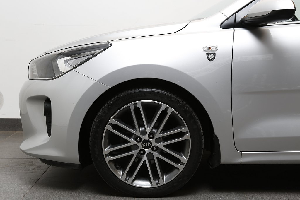 Kia Rio 1,4 Launch Edition Aut 5D Navi CarPlay Motorvärmare 2017