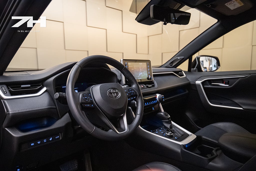 Toyota RAV4 Hybrid AWD Attitude / JBL / 360° / Drag