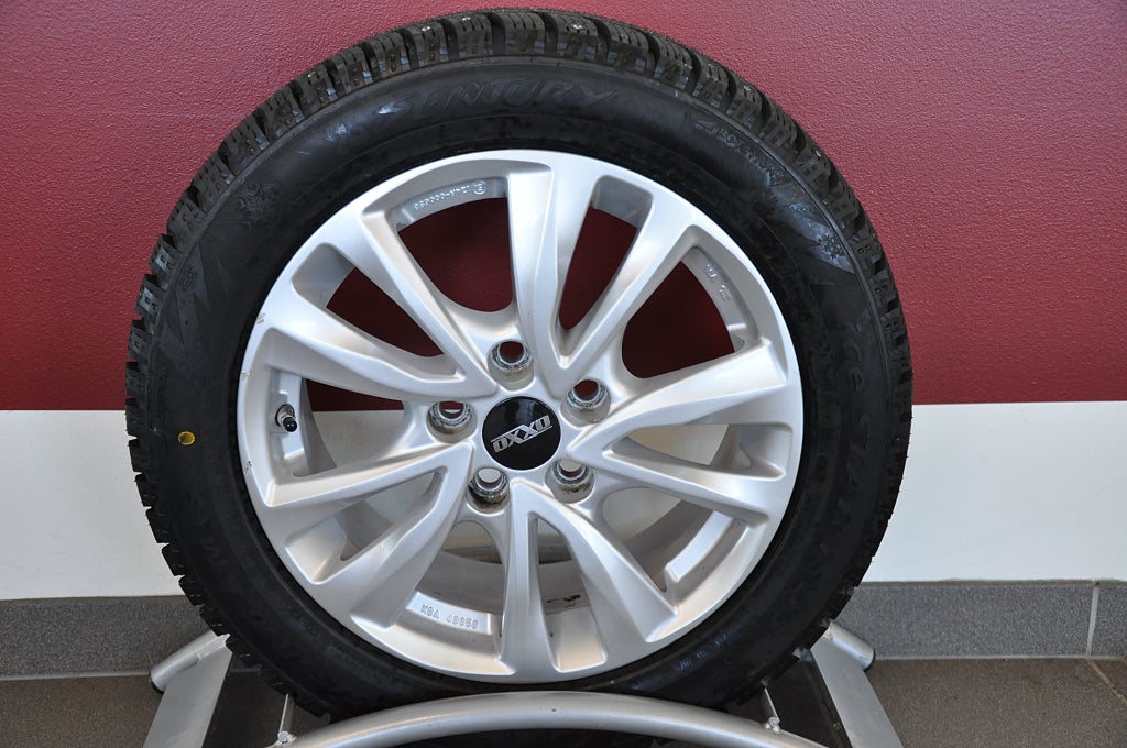 Toyota Auris 2015 - miniatyr 14