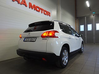 Kombi Peugeot 2008 6 av 23