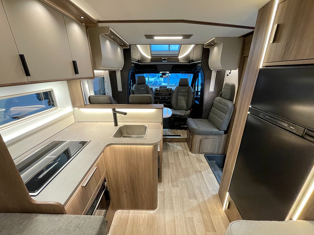 Kabe TMX Royal 810 LT / ALDE / Cinderella / Taksäng / Skinn / 5bält/  - Kabe