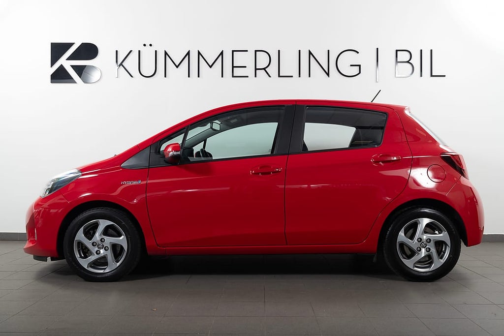 Toyota Yaris Hybrid e-CVT 101hk Active Backkamera/Automat