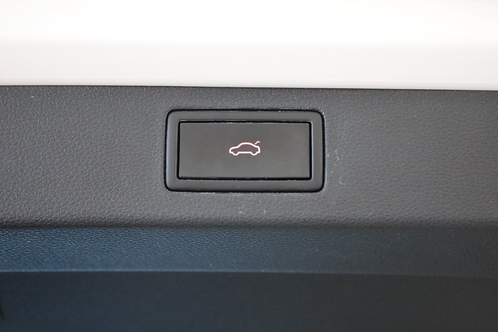 Skoda Kamiq 1.0 TSI AUT Monte Carlo Drag CarPlay Panorama Kamera 2022