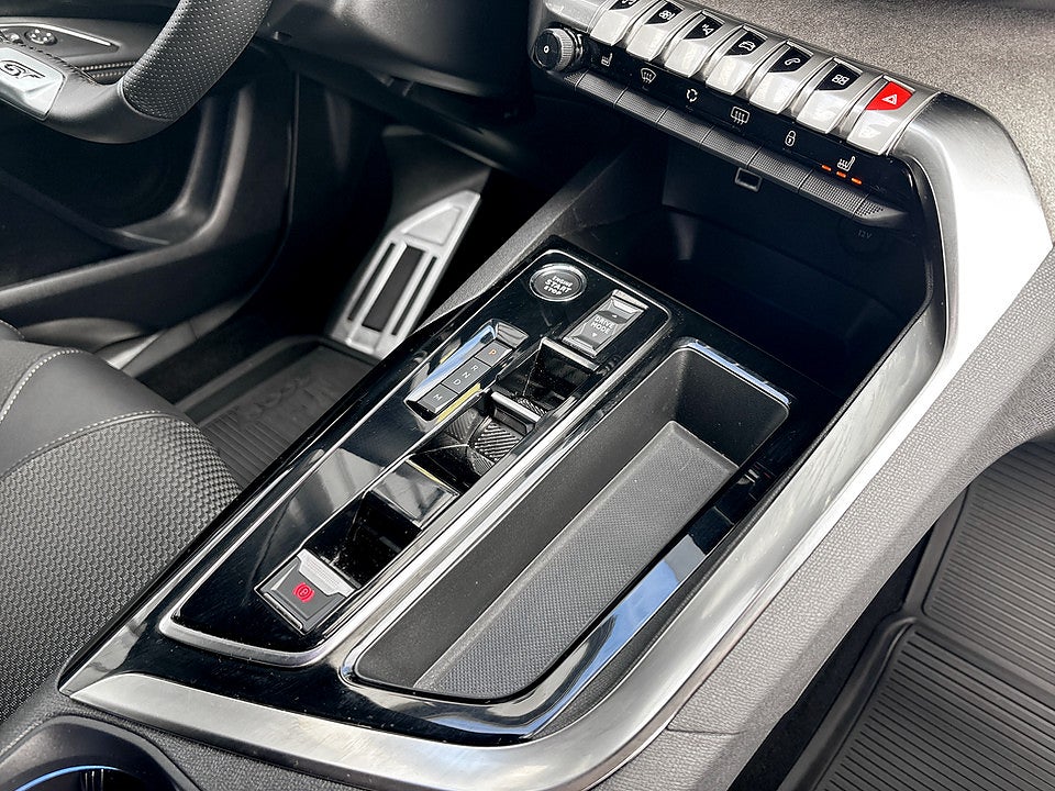 Bild på Peugeot 3008 GT 1.2 PT 130hk Aut B-KAMERA CARPLAY