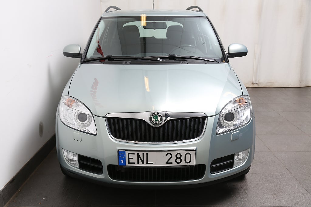 Skoda Fabia 1,2 69hk Kombi l 5812mil l Nybesikt l 1ägare 2010