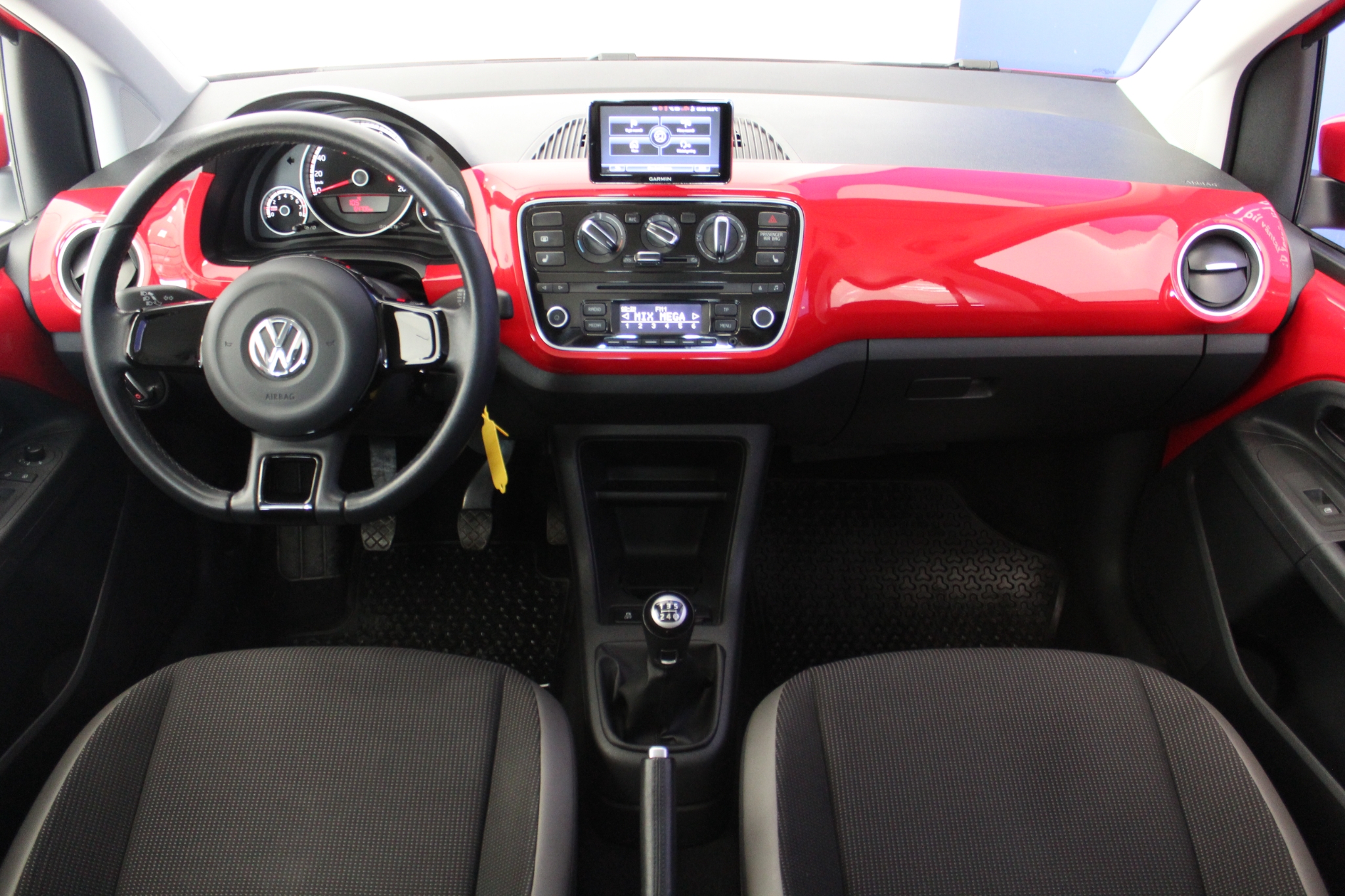 Volkswagen UP! 5-dörrar 1.0 75hk 2014, bild 6/39