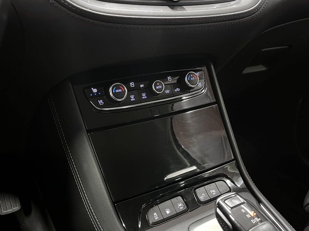 Opel Grandland X Grandland Plug-in Hybrid4 300hk Ultimate "Drag"  – bild 12
