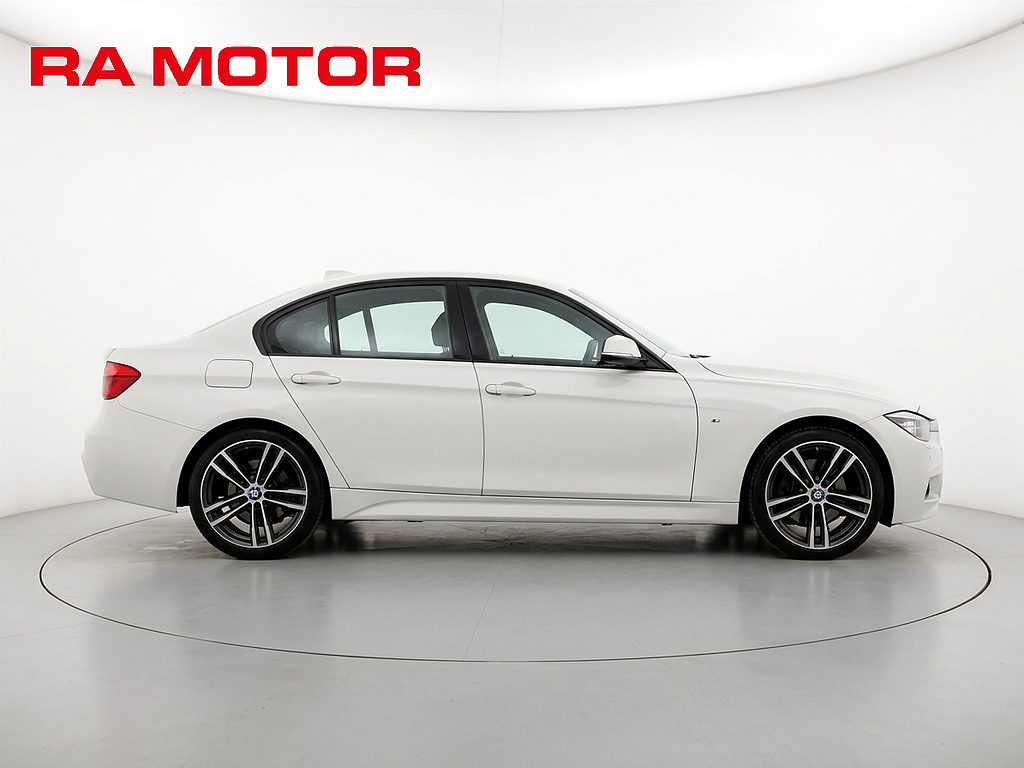 BMW 330e 258hk M Sport PHEV | H/K| Läder | Navi | 2018