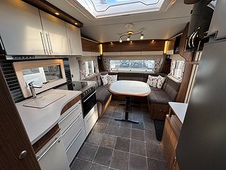 Husvagn, 1-axl Polar 700 TB LR Svit  14 av 22