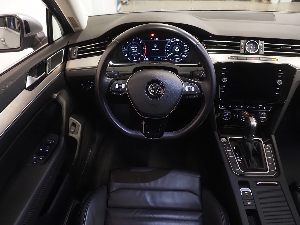 Volkswagen Passat SC TDI 190hk GT 4M R-Line |Drag|D-värm|Cockpit| 2019