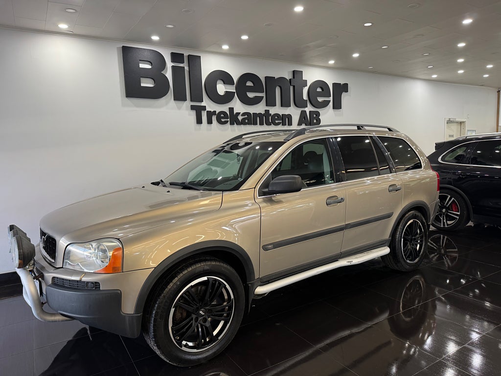 Volvo XC90 7-seater 2.5T AWD Geartronic Base Euro 4