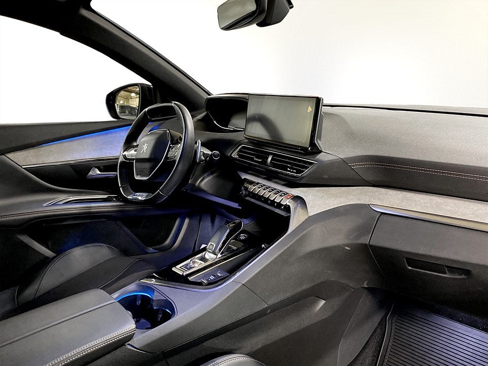 Bild på Peugeot 3008 GT Black Pack 1.2 PT 130hk Aut - B-KAMERA, CARPLAY