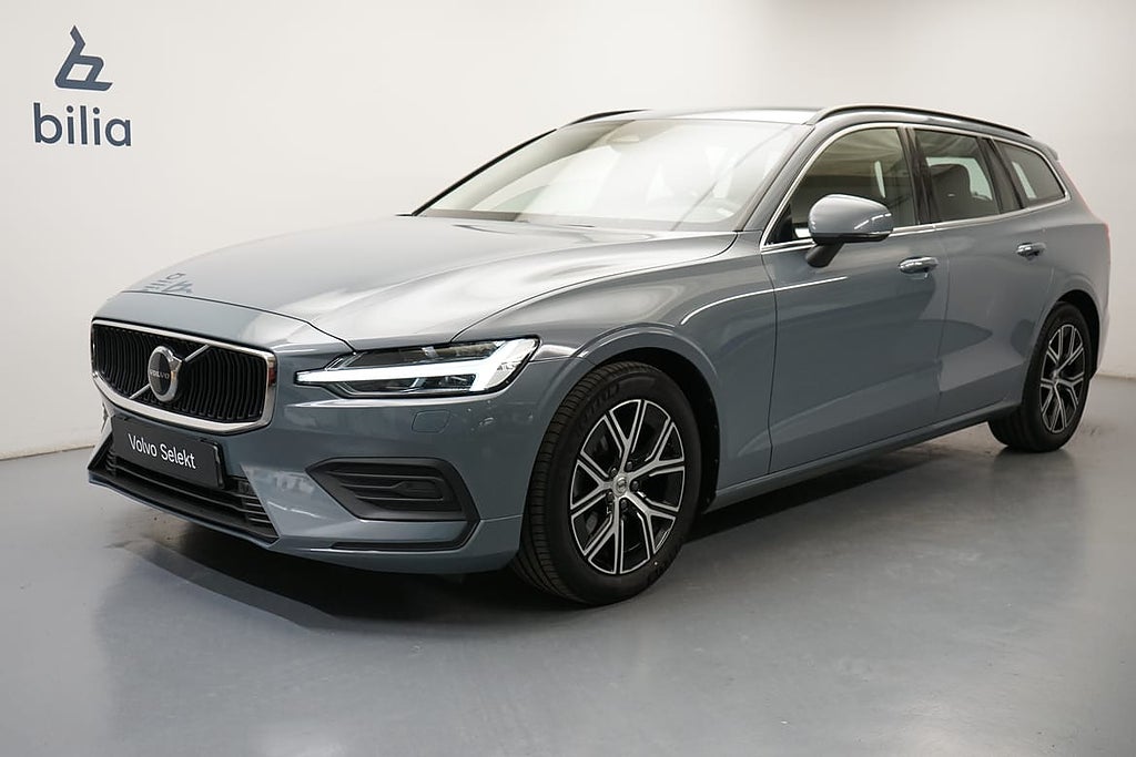 Volvo V60 B4 Bensin Core, Navigation, Parkeringskamera bak