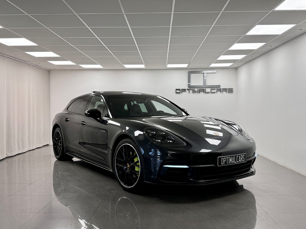 Porsche Panamera 4 E-Hybrid Sport-Turismo Pano 