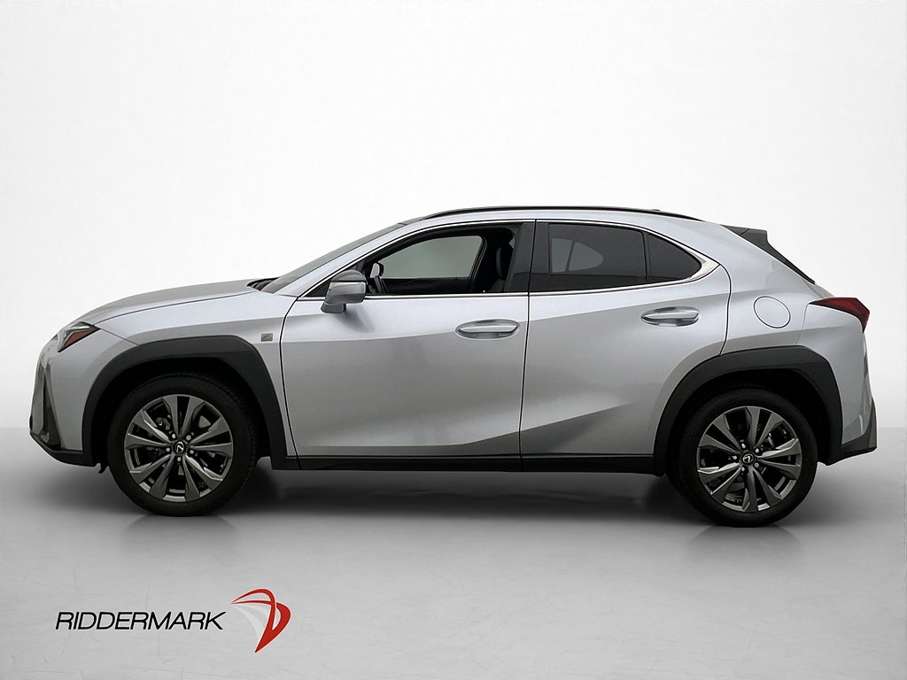Lexus UX 250h 184hk F-Sport Kamera Skinn Rattvärme Dragkrok