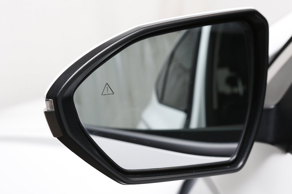 Hyundai Tucson 1.6 T MHEV Essential Automat - Moms 2025