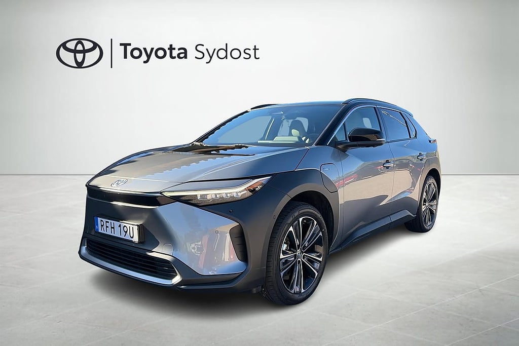Toyota bZ4X AWD Executive dragkrok