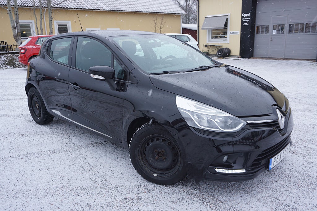 Renault Clio 0.9 TCe Zen 1 ägare/2.800 Mil