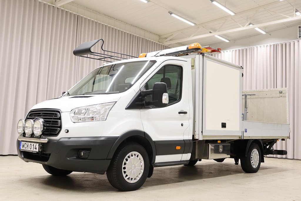 Ford Transit 350 155HK Flak Halvskåp BGLyft Servicebil Moms